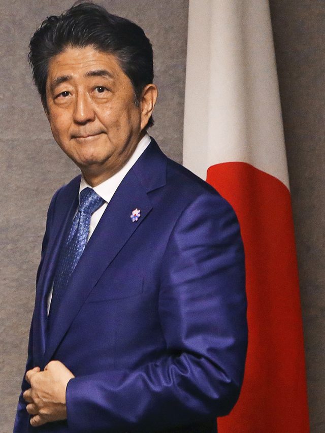 Shinzo Abe, former japnese prime minister, assassinated during campaign speech.